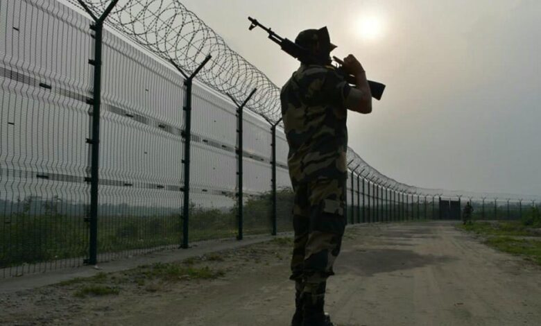 भारत-बांग्लादेश बॉर्डर पर तनाव! घुसपैठियों को खदेड़ते ही BSF-BGB के बीच बढ़ी तनातनी, हुई पत्थरबाजी