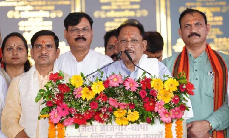 मुख्यमंत्री-विष्णु-देव-साय-ने-जांजगीर-चांपा-जिले-में-295-करोड़-रुपये-से-अधिक-के-341-विकास-कार्यों-का-किया-लोकार्पण-एवं-भूमिपूजन