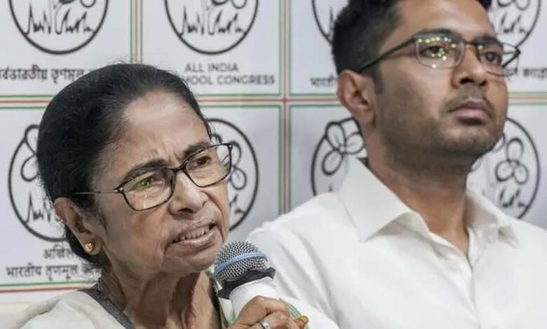 ममता बनर्जी और अभिषेक बनर्जी: टीएमसी की सत्ता में परिवार बनाम संगठन की जंग तेज