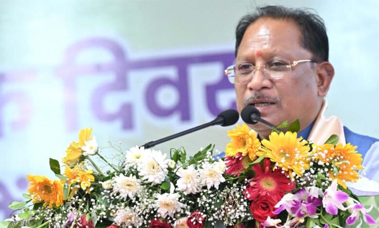 मुख्यमंत्री-विष्णुदेव-साय-ने-खिलाड़ियों-का-बढ़ाया-उत्साह:-2036-पौधों-के-रोपण-से-ओलंपिक-मेजबानी-के-संकल्प-को-दी-नई-ऊर्जा