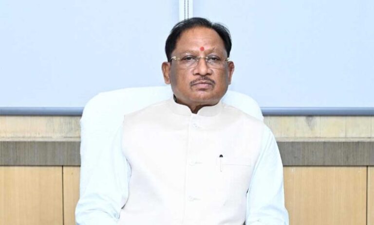 नकटी-में-शासकीय-भूमि-से-अतिक्रमण-हटाने-से-पहले-सरकार-ने-प्रभावित-परिवारों-को-दिया-पक्का-आवास