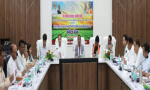 रायपुर-:-कृषि-मंत्री-रामविचार-नेताम-ने-दिए-निर्देश:-किसानों-तक-हर-योजना-का-लाभ-पहुंचे,-बढ़े-आय-और-उत्पादन