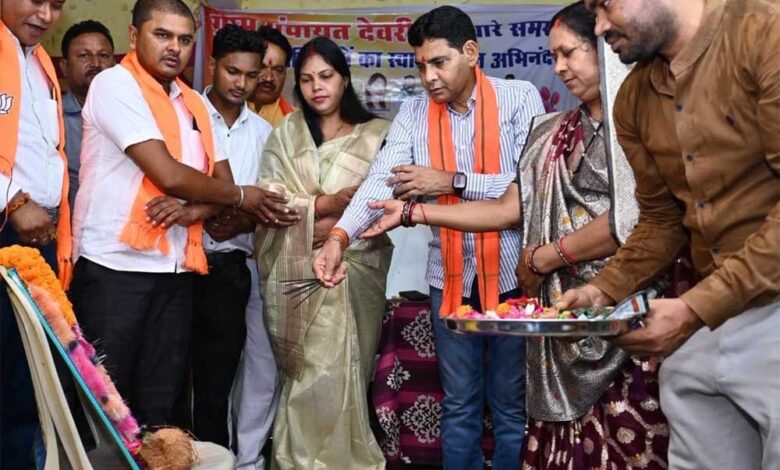 सरकार-गांवों-के-समग्र-विकास-के-लिए-प्रतिबद्ध:-राजस्व-मंत्री-टंक-राम-वर्मा