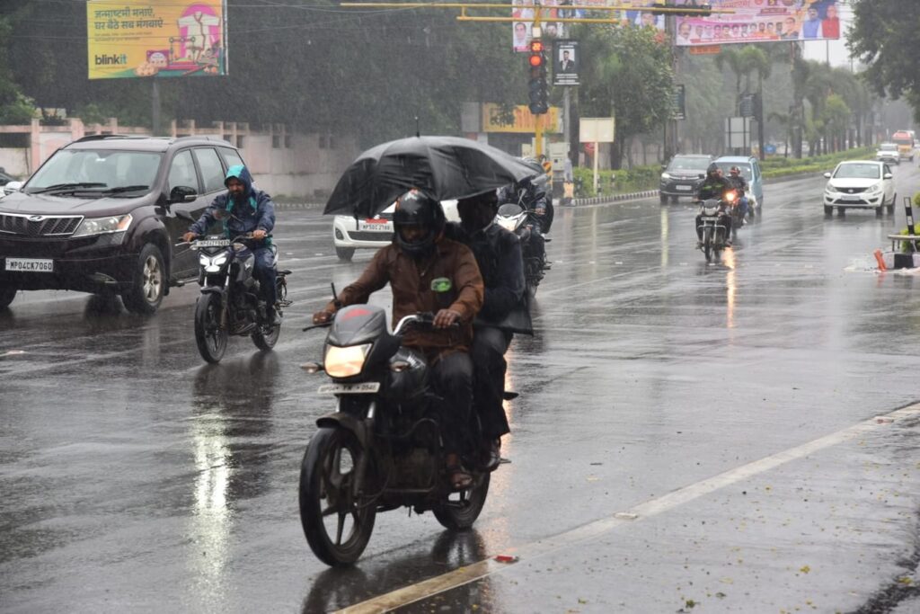 mp-weather:-मानसून-की-विदाई-से-पहले-फिर-बदलेगा-मौसम,-24-सितंबर-से-कई-जिलों-में-भारी-बारिश-का-अलर्ट
